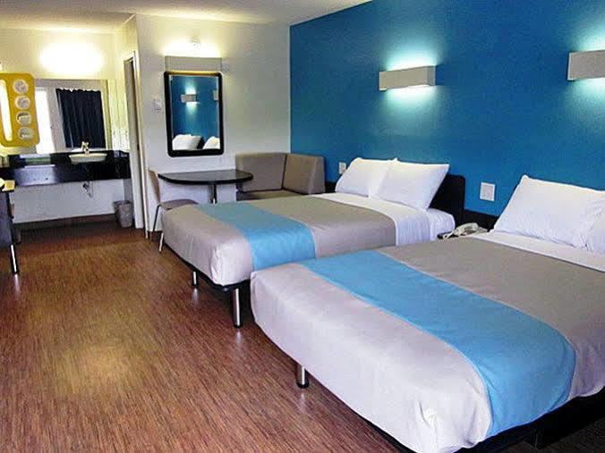 Motel 6-Overland Park, Ks Extérieur photo